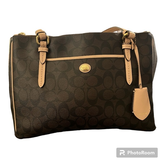 Coach Signature Peyton Double Zip w/ Matching Wallet- EUC - Picture 3 of 14